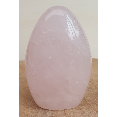 forme libre quartz rose 245gr
