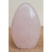 forme libre quartz rose 245gr