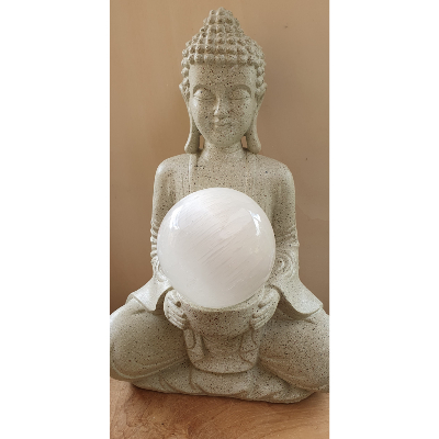 Sphere en selenite 7cm de diam