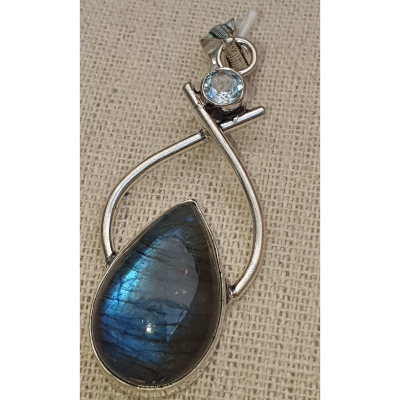 Pendentif en Labradorite et Topaze Bleu sertie argent 925