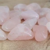 Pierre roulée quartz rose