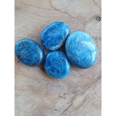 Pierre Galet Apatite Bleu Madagascar